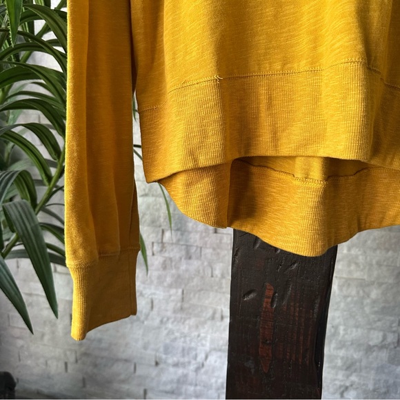 Secret Treasures “Sunday Funday” Glitter Text Mustard Yellow Cozy Top Size M - Picture 4 of 5